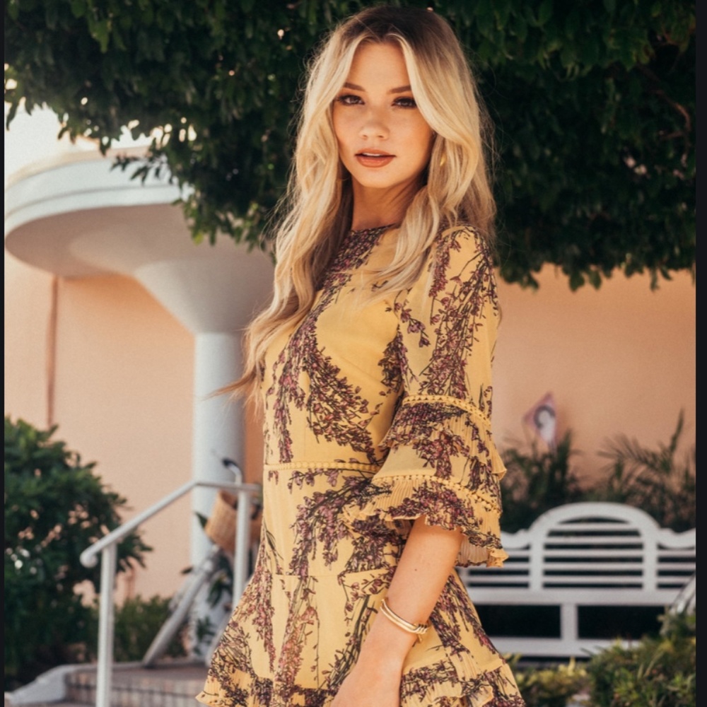 NWOT!! Keepsake the Label Light Up Mini Dress